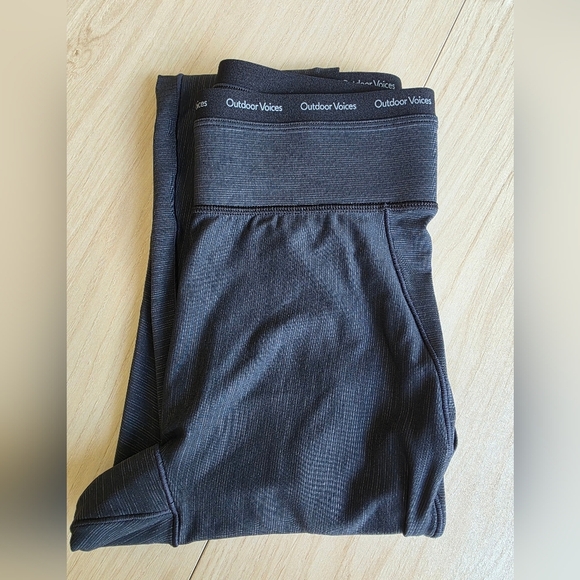 Outdoor Voices Leggings, Charcoal Gray/Black, Size Small - Picture 1 of 8